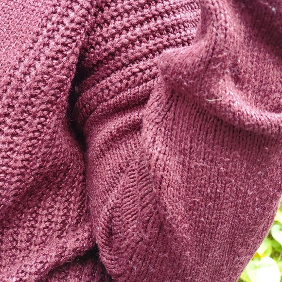 Aeropastle Knitted Sweater - Picture 3 of 8